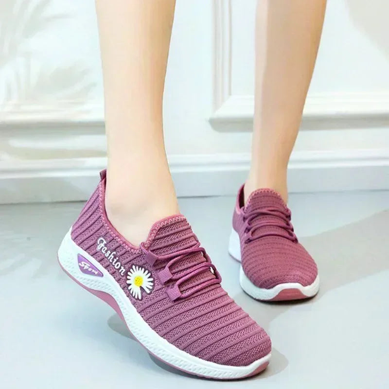 women's light running shoes,Adult sneakers,  net shoes, comfortable soft soled sneakers, women's breathable casual single shoes