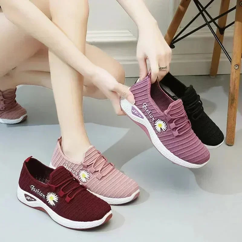 women's light running shoes,Adult sneakers,  net shoes, comfortable soft soled sneakers, women's breathable casual single shoes